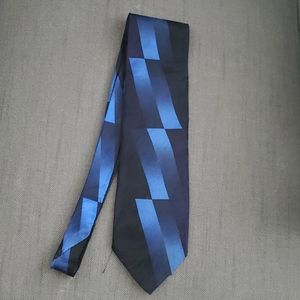 Vitrage tie
